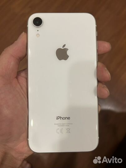 Телефон iPhone xr