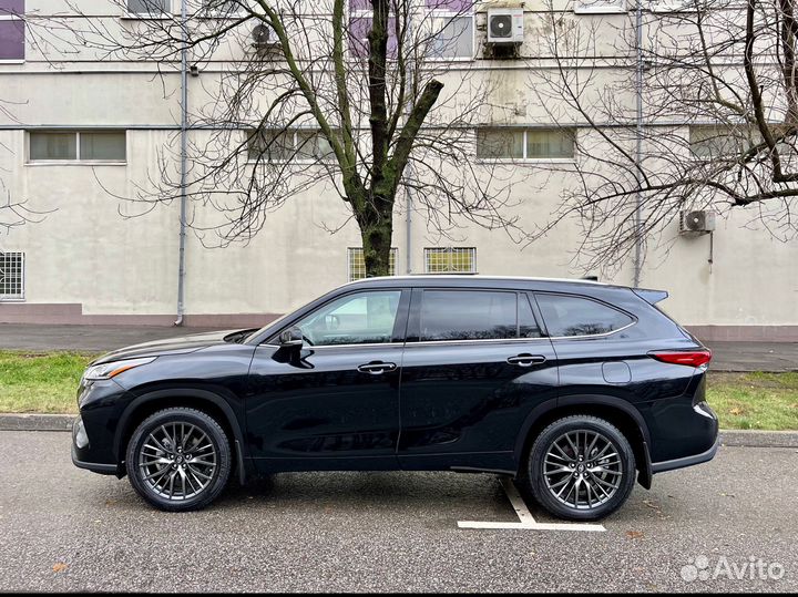 Toyota Highlander 3.5 AT, 2021, 27 705 км