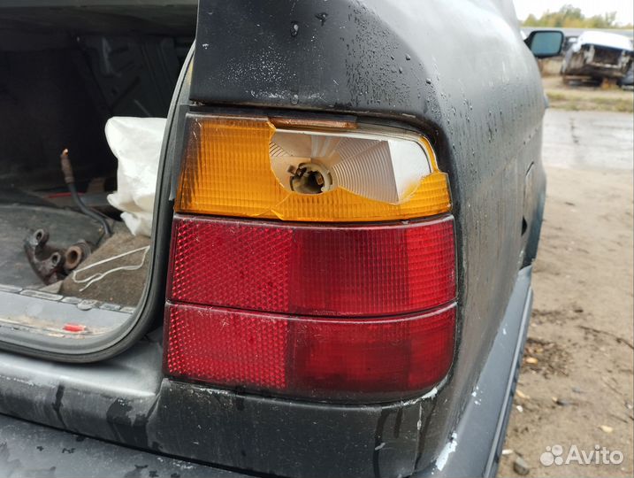 Фонарь задний правый BMW 5 e34