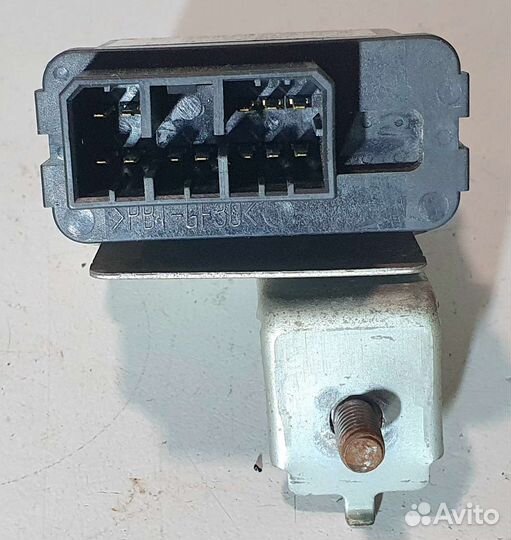 Блок электронный Mitsubishi Galant 8. MR482502