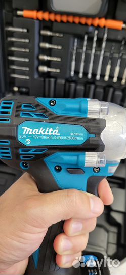 Гайковерт аккумуляторный Makita 400нм