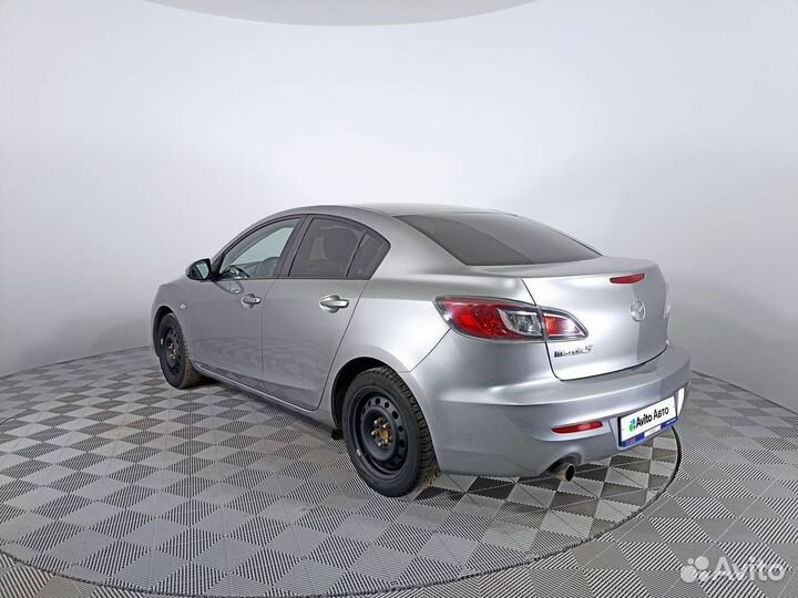 Mazda 3 1.6 МТ, 2011, 180 243 км