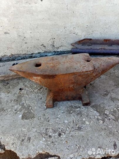 Кузнечная наковальня 65 кг СССР