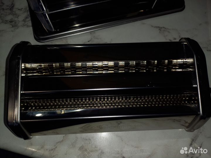 Тестораскаточная машина Gemlux gl-pmf-180