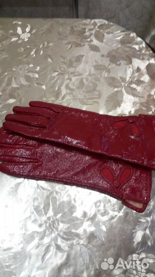 Перчатки красные 7.5