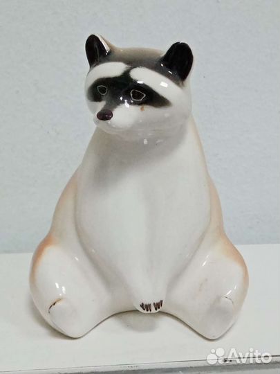 Статуэтка енот лфз