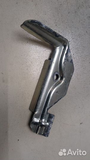 Кронштейн Volkswagen Atlas Cross Sport 2019, 2020