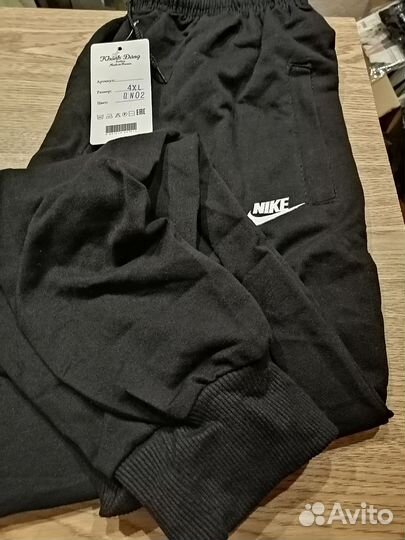 Спортивные штаны Nike