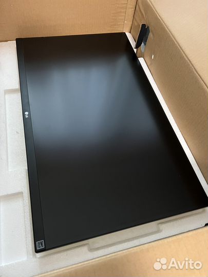 Монитор LG 4K 27UL850-W