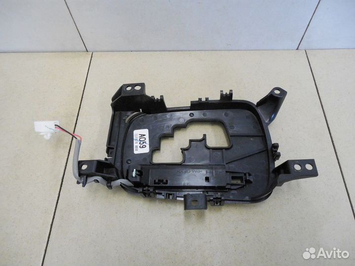 Накладка (кузов внутри) Hi Lux 2015