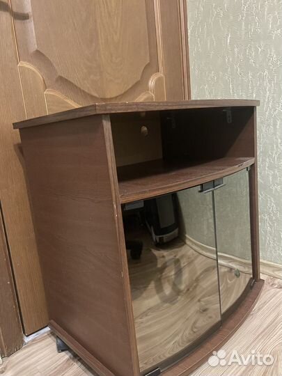 Тумба под телевизор