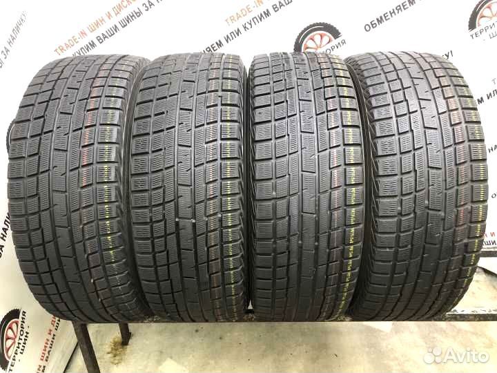 Yokohama Ice Guard IG50 215/55 R17