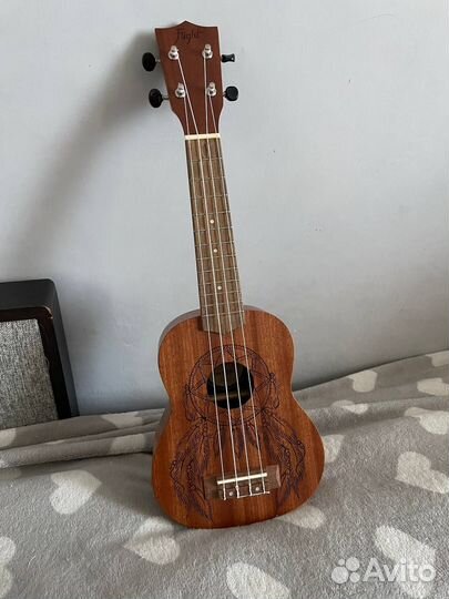 Укулеле flight