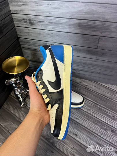 Кроссовки Nike Air Jordan 1 Low OG