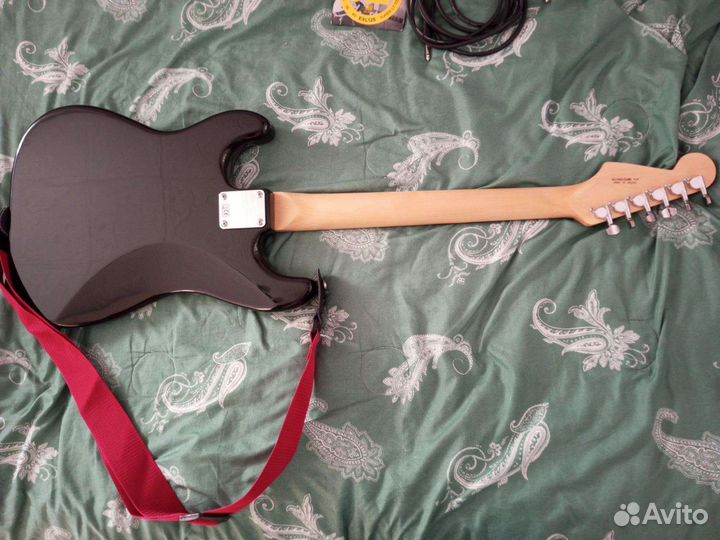 Электрогитара fender squier stratocaster