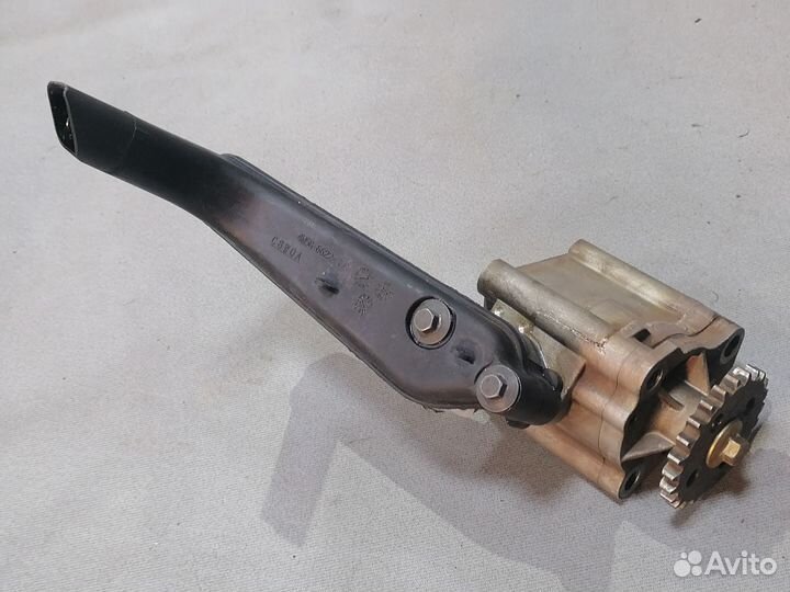 Насос масляный Ford Focus II 2005-2008 1.8