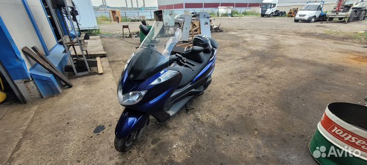 Yamaha Grand Majesty 400