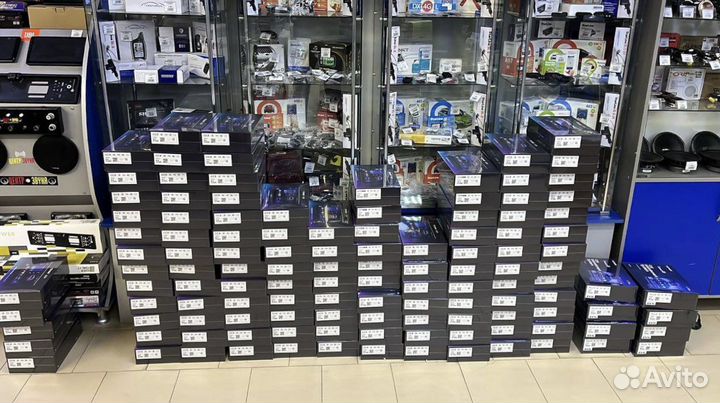 Teyes CC3 4/32 универсальная андроид магнитола