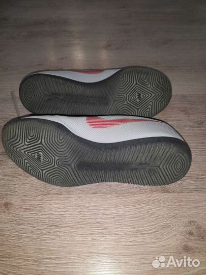 Футзалки nike