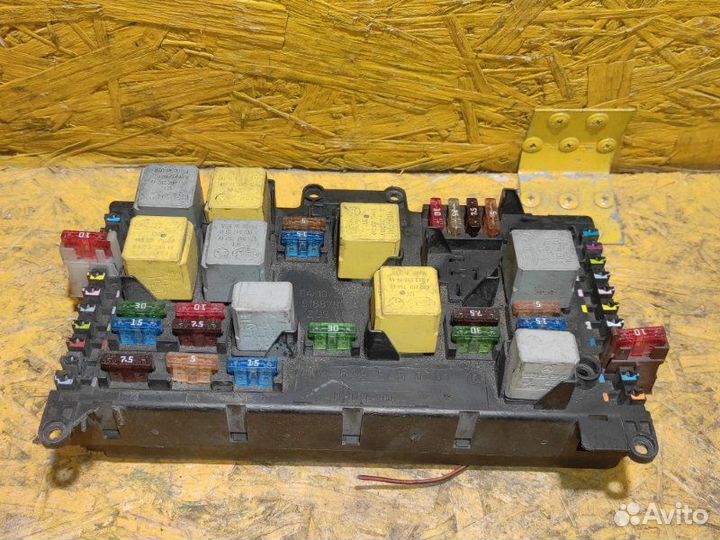 Блок предохранителей Mercedes Viano W639 OM 646