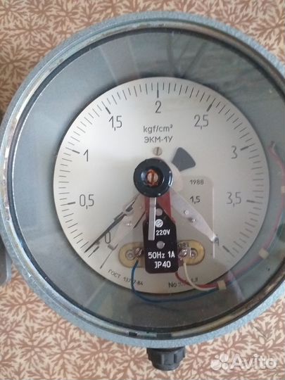 Электроконтактный манометр