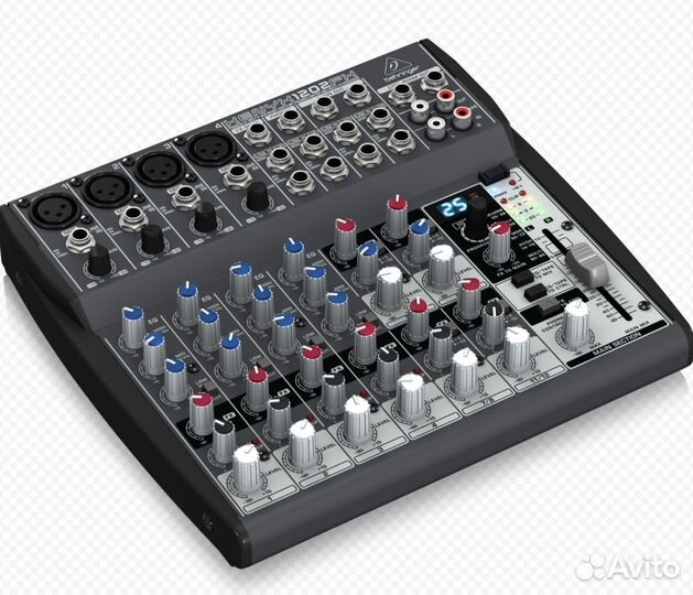 Behringer Xenyx 1202