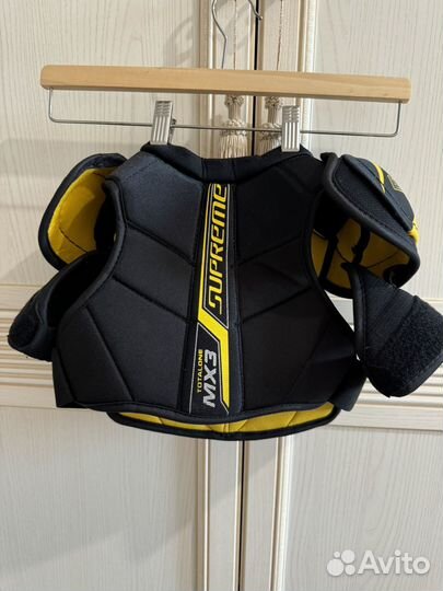 Нагрудник хоккейный bauer supreme mx3 yth s/p