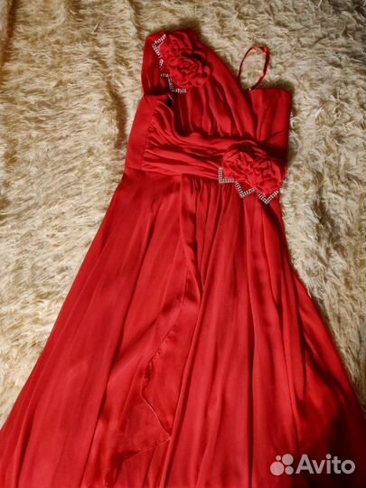 Платье в пол для праздников