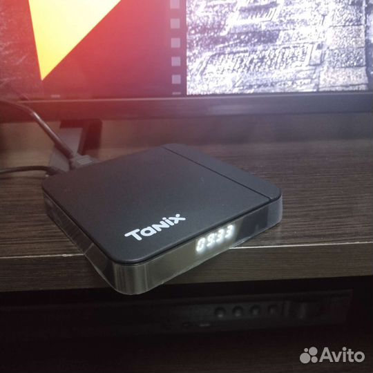 Андроид тв приставка tanix w2