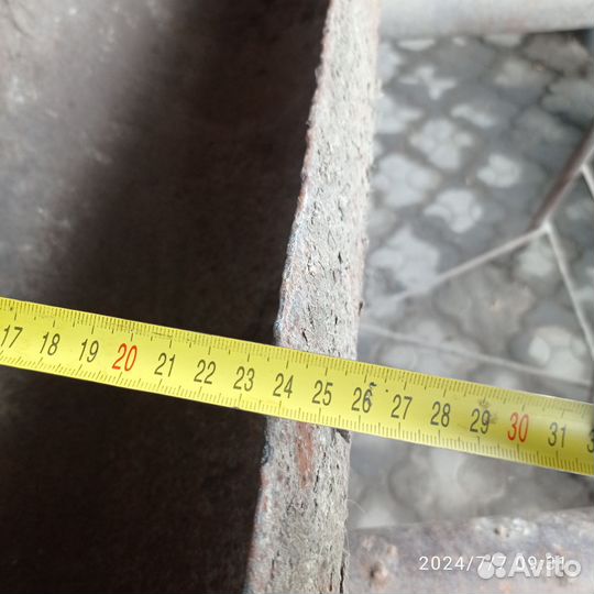 Кормушка для животных