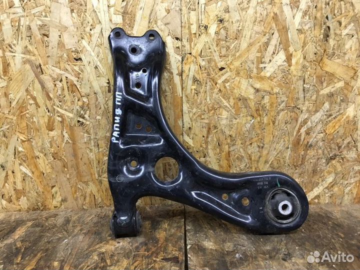Рычаг передний правый нижний Skoda Rapid Polo 1.6