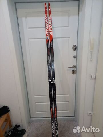 Беговые лыжи atomic redster carbon classic