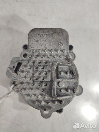 Помпа Toyota Prius ZVW30 2zrfxe 2010