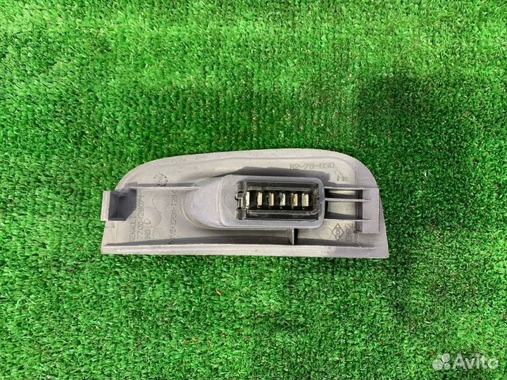 Блок управления стеклоподъемниками Renault Megane