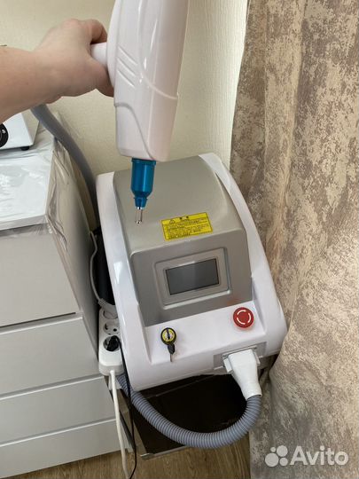 Неоводимый лазер