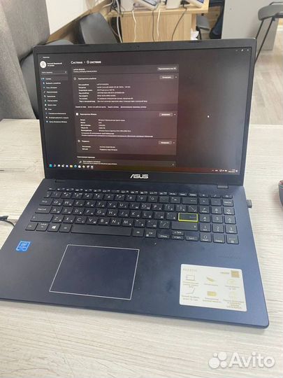 Ноутбук asus