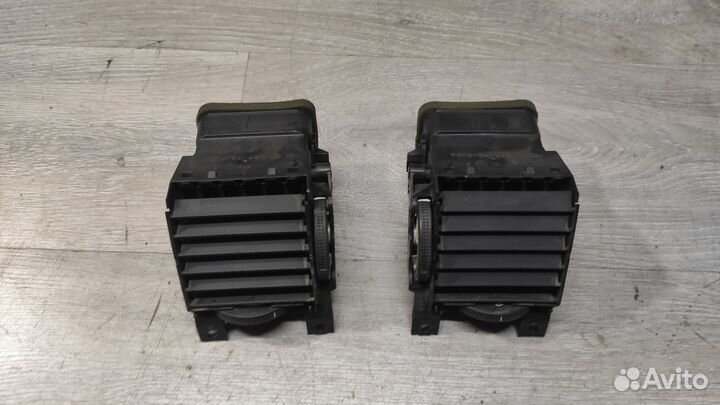 Дефлектор центральный опель вектра ц