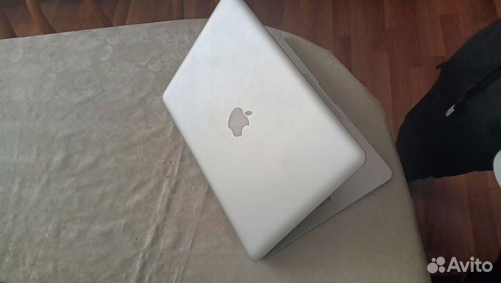Apple MacBook Pro 13 2010