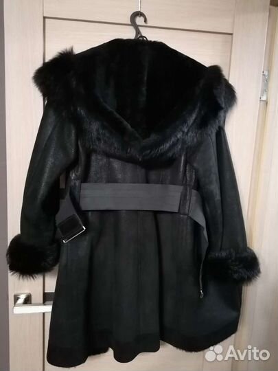 Дубленка натуральная женская, в отличном состоянии