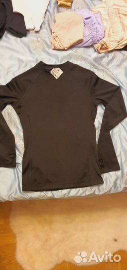 Рашгард женский спортивный