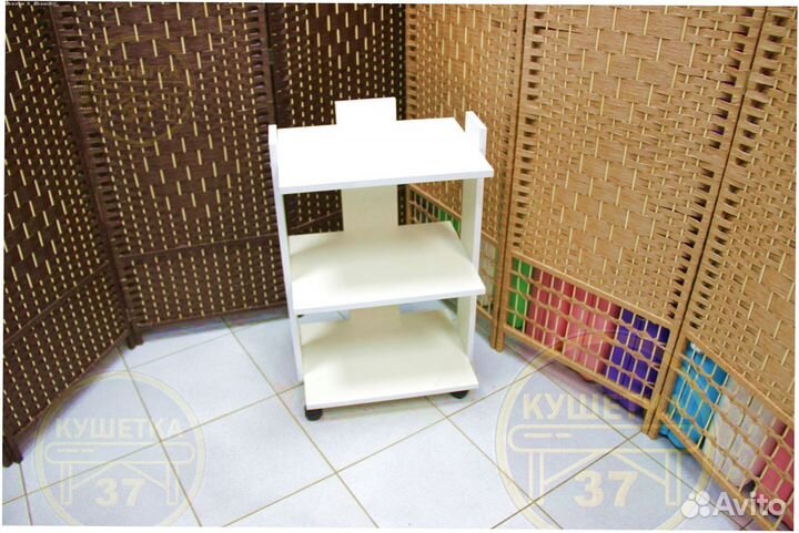 Тележка косметологическая