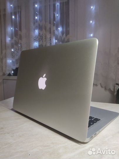 Apple MacBook Air 13 2011
