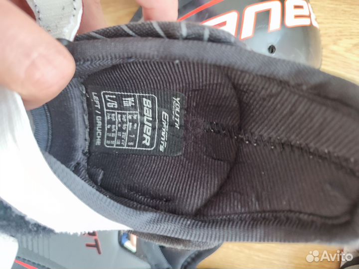 Хоккейный шлем и защита