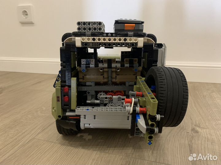 Lego Technic 42110 land rover defender