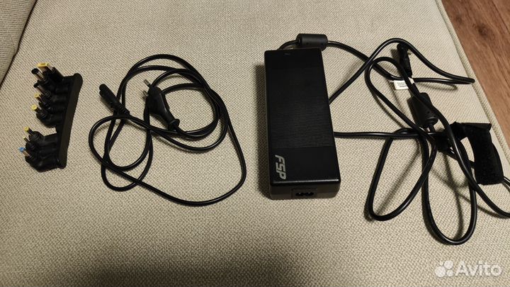 Универсальный адаптер для ноутбука 150w