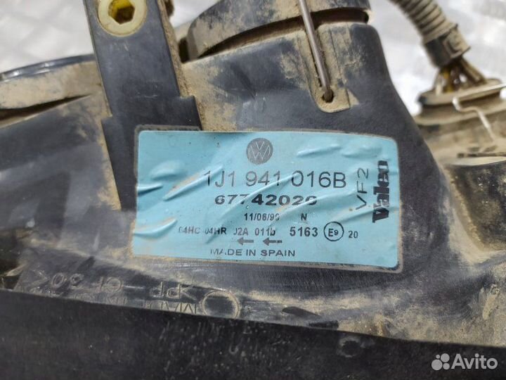 Фара 1J1941016B Volkswagen Golf 4 (1997-2005)