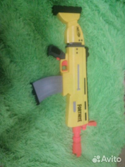 Автомат из игры fortnite