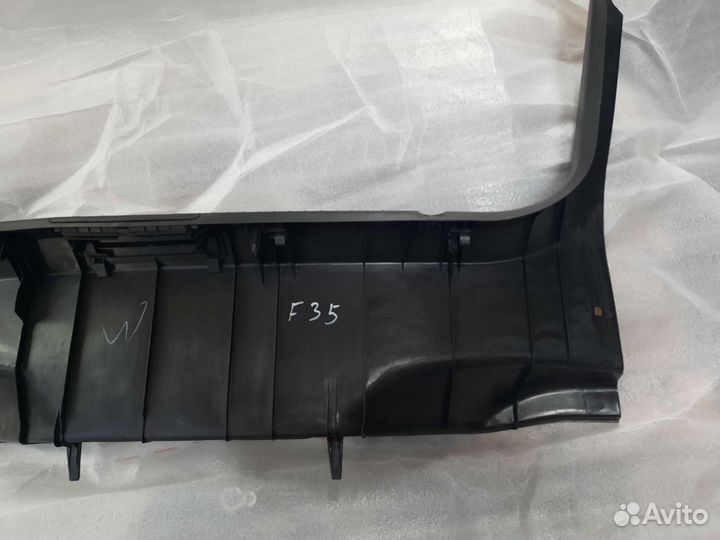 Mazda 3BK Седан Облицовка задней панели