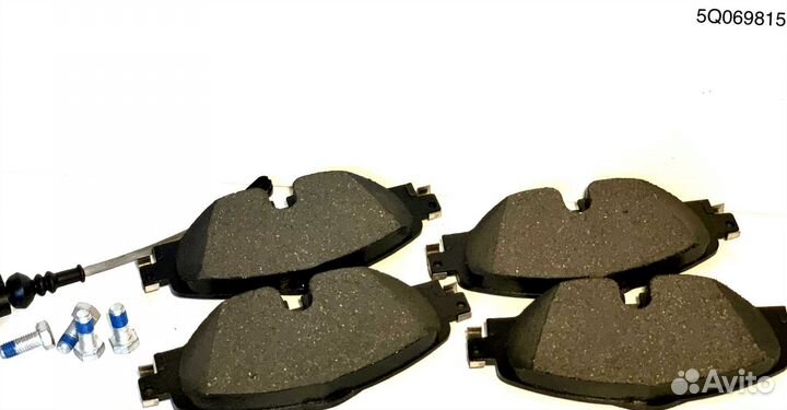 Тормозные колодки Volkswagen 5Q0698151AH