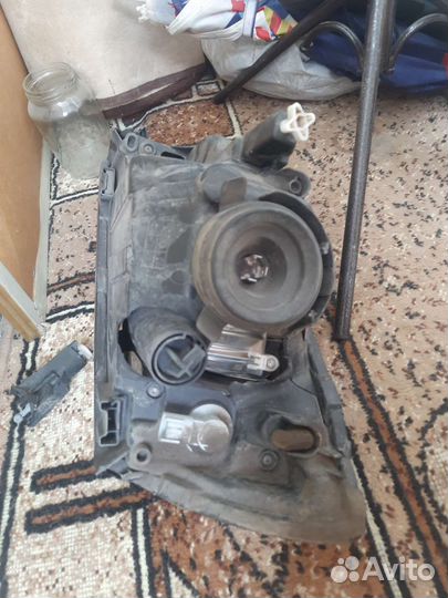 Фара гранта передняя правая